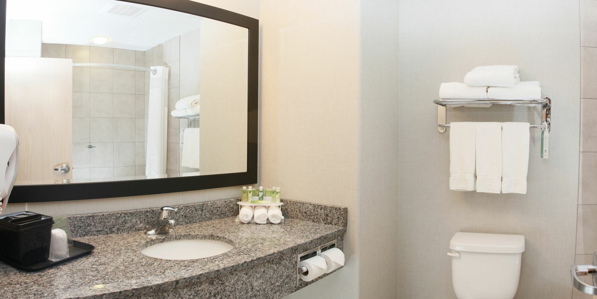 Holiday Inn Express Fort St John By Ihg Fort St. John Bagian luar foto
